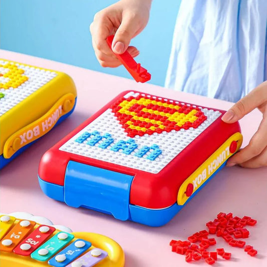 Lego puzzle lunch box